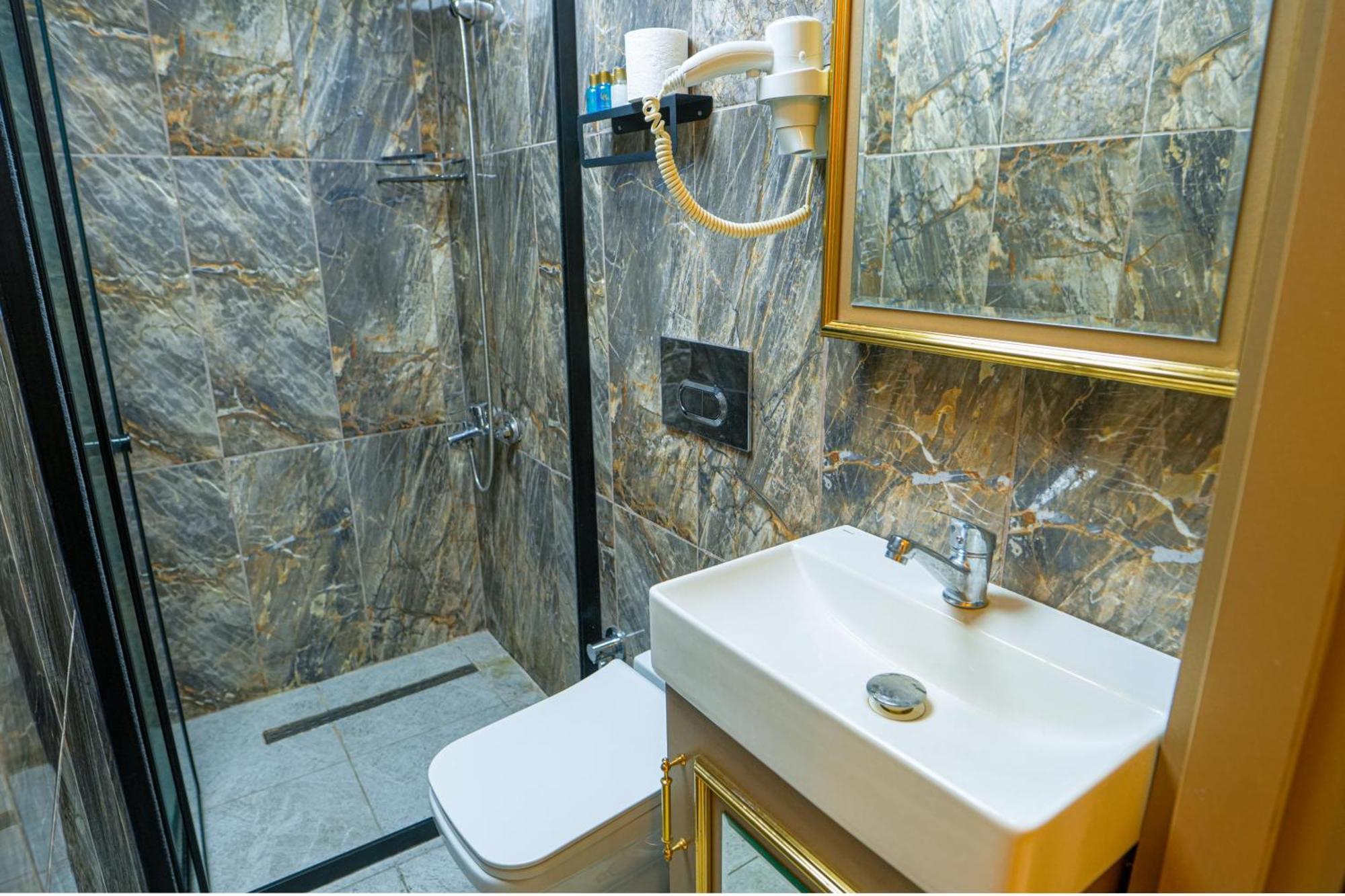 Moonlight Suit Hotel Taksim Istanbul Eksteriør billede