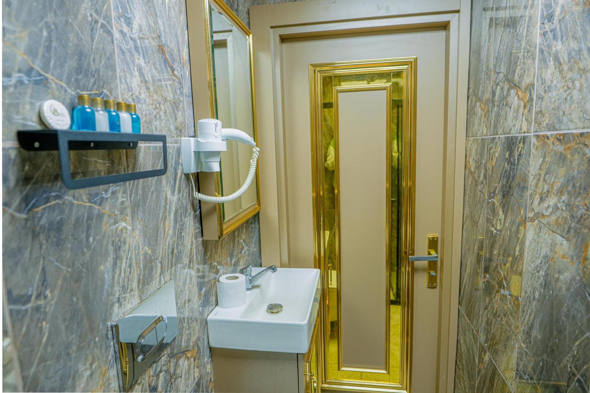 Moonlight Suit Hotel Taksim Istanbul Eksteriør billede